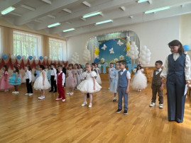 Выпускники "Волгарика" Выпускники "Волгарика".